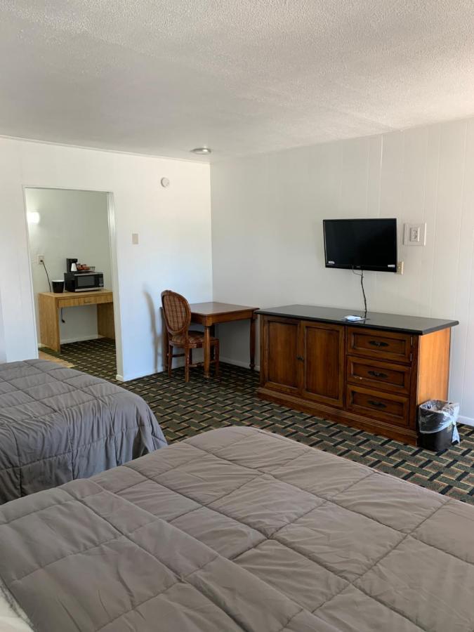 Rodeway Inn & Suites Raton Exterior foto